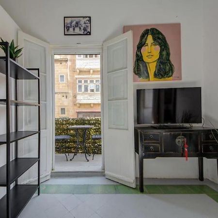 Traditional Maltese Town House In Floriana Exteriör bild